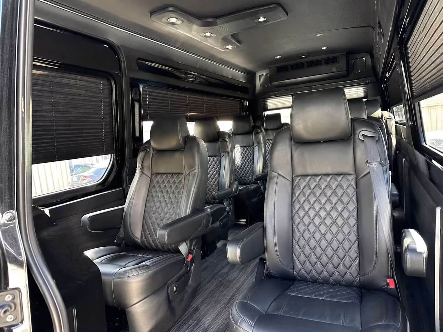 longview airport transfer shuttle bus services