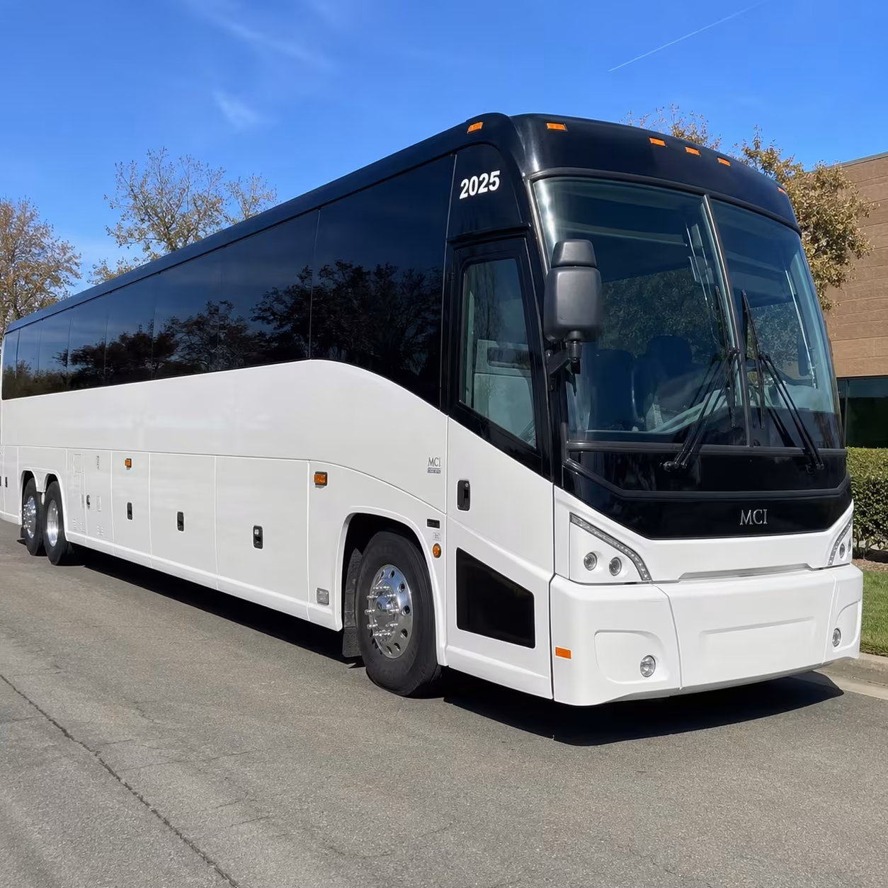 longview concert bus rentals for maude cobb and local shows