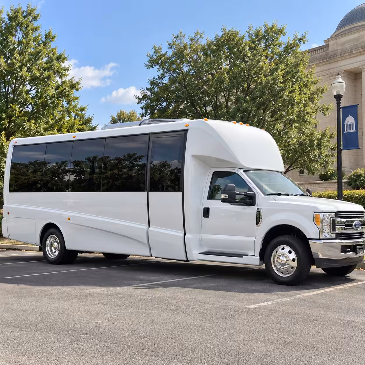 minibus rentals in longview for smaller prom groups