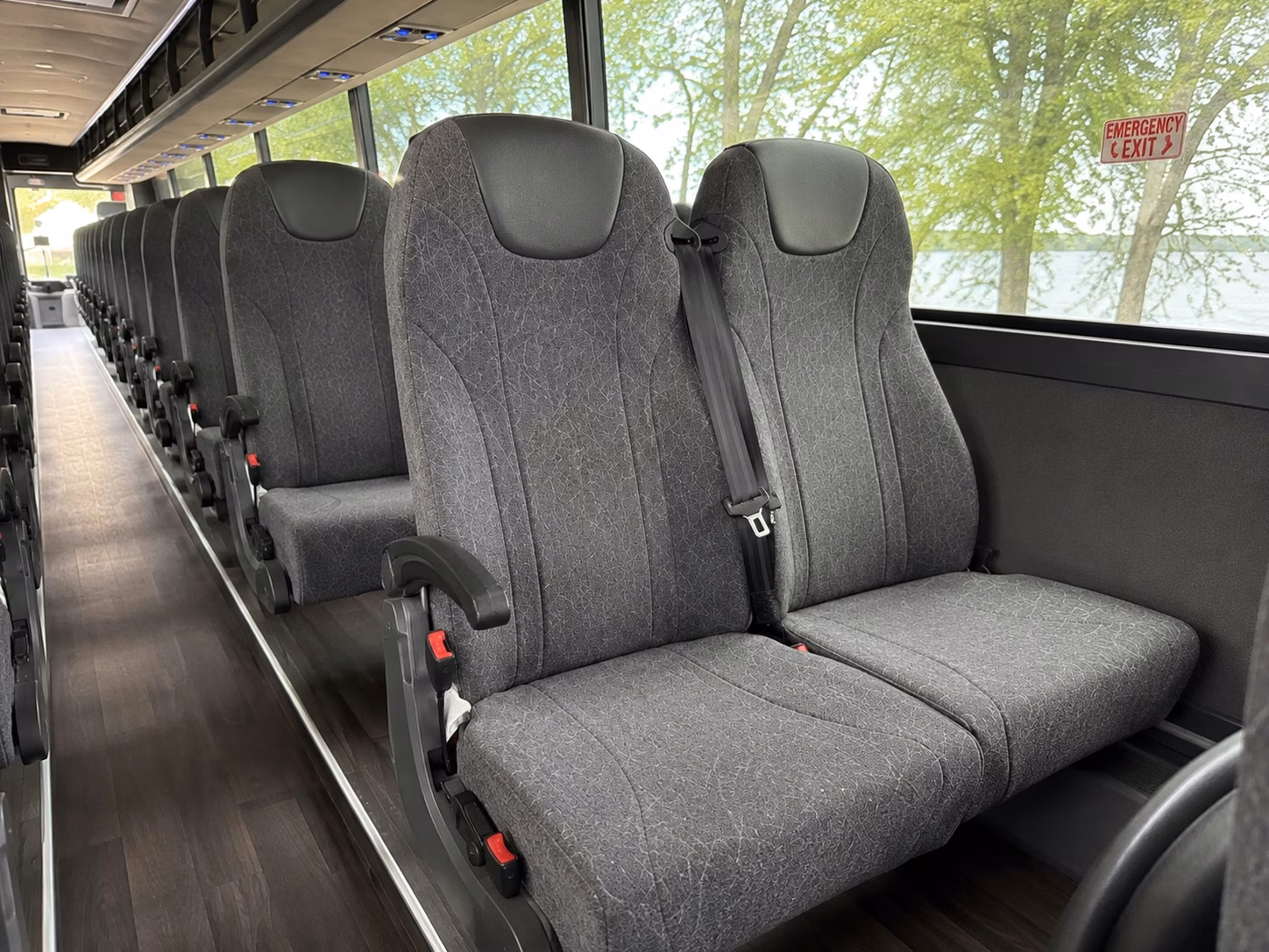 rent longview wedding shuttle buses with one quick form