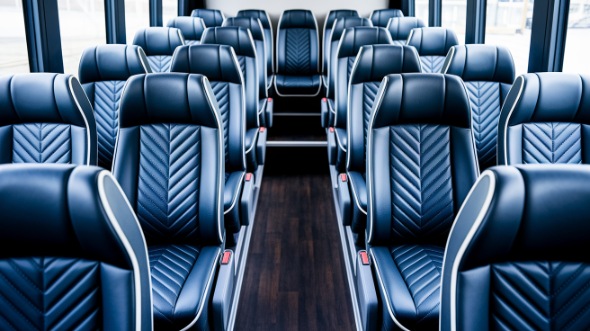 longview 28 passenger minibus rental