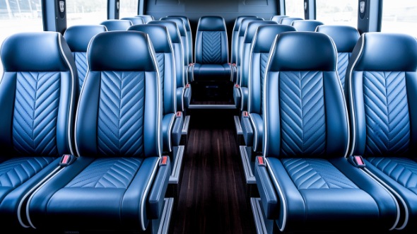 longview 35 passenger minibus rental